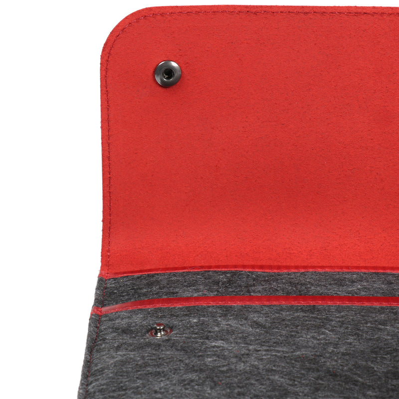 MegaGear Fine Leather and Fleece Sleeve Bag for MacBook Pro MacBook 16 inch / Red